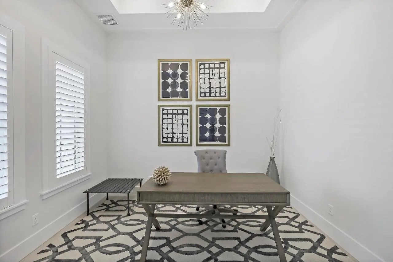 1153 Whiteheart Court * Marco Island