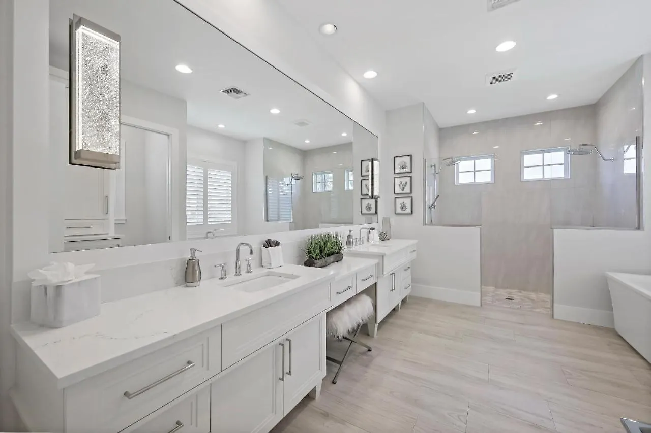 1153 Whiteheart Court Holiday home Marco Island