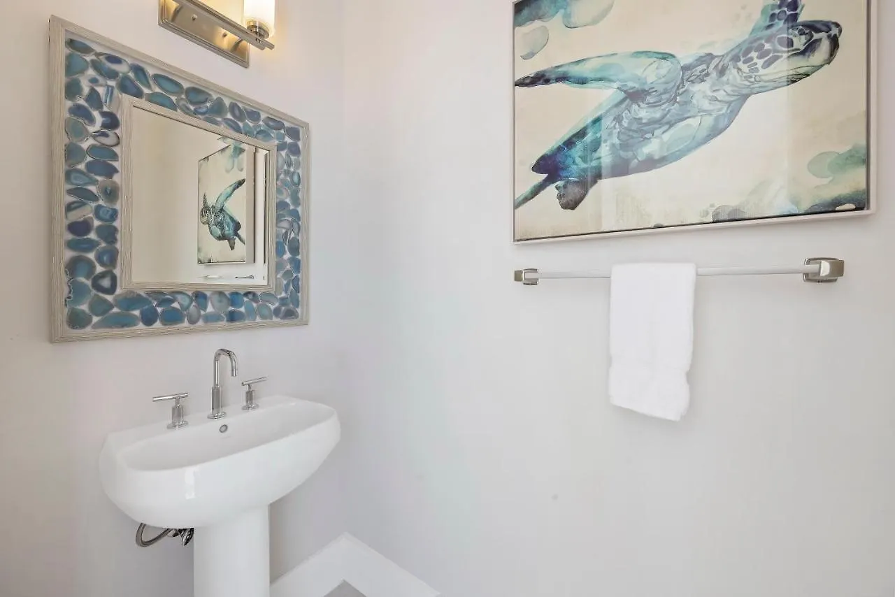 1153 Whiteheart Court * Marco Island