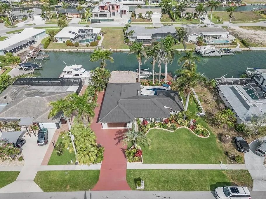 Water Front Luxury Estate Villa Marco Island