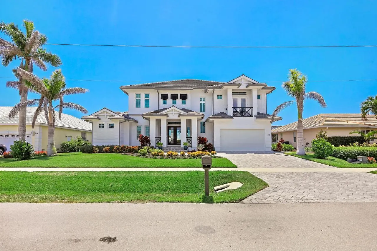 1153 Whiteheart Court Holiday home *