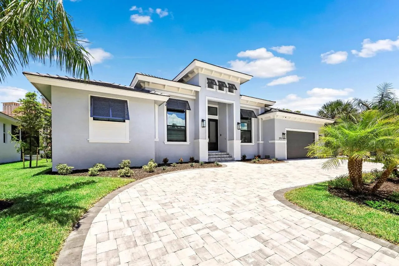 270 West Flamingo Circle Holiday home Marco Island