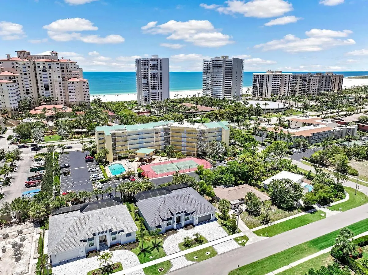 270 West Flamingo Circle Holiday home Marco Island