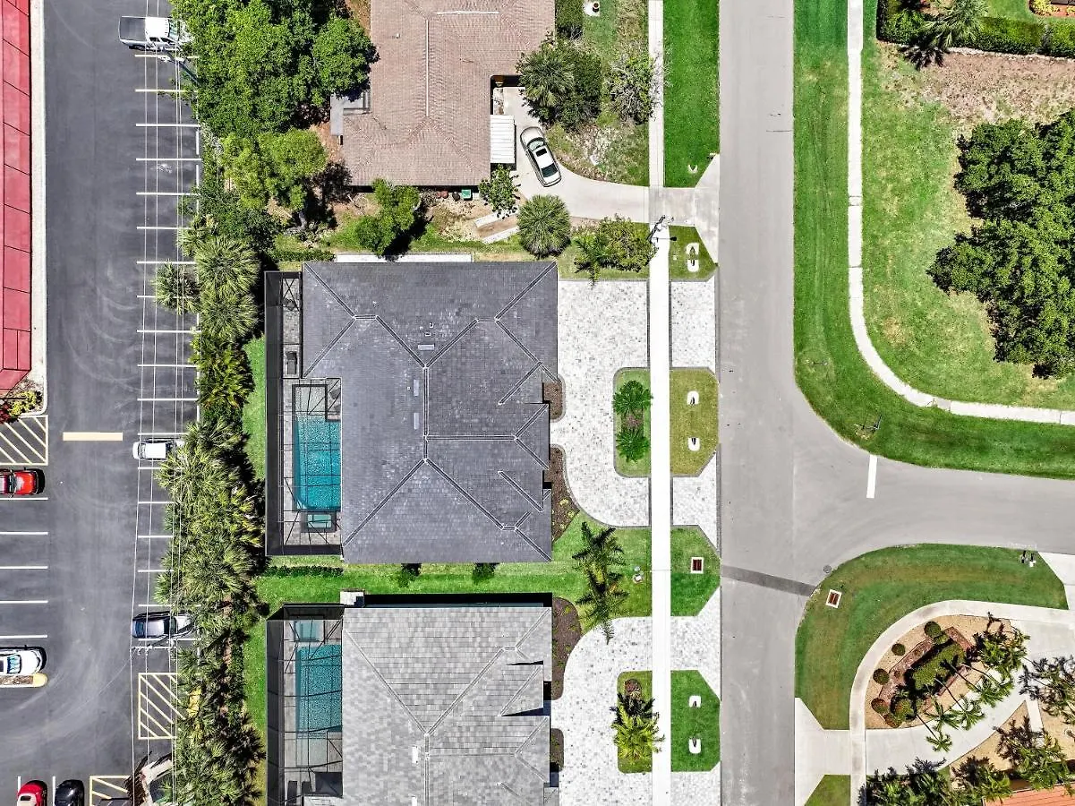 270 West Flamingo Circle
