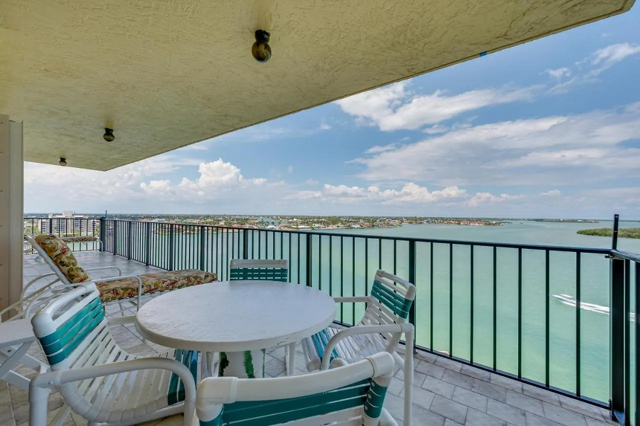 With Resort-style Amenities! Apartment *
