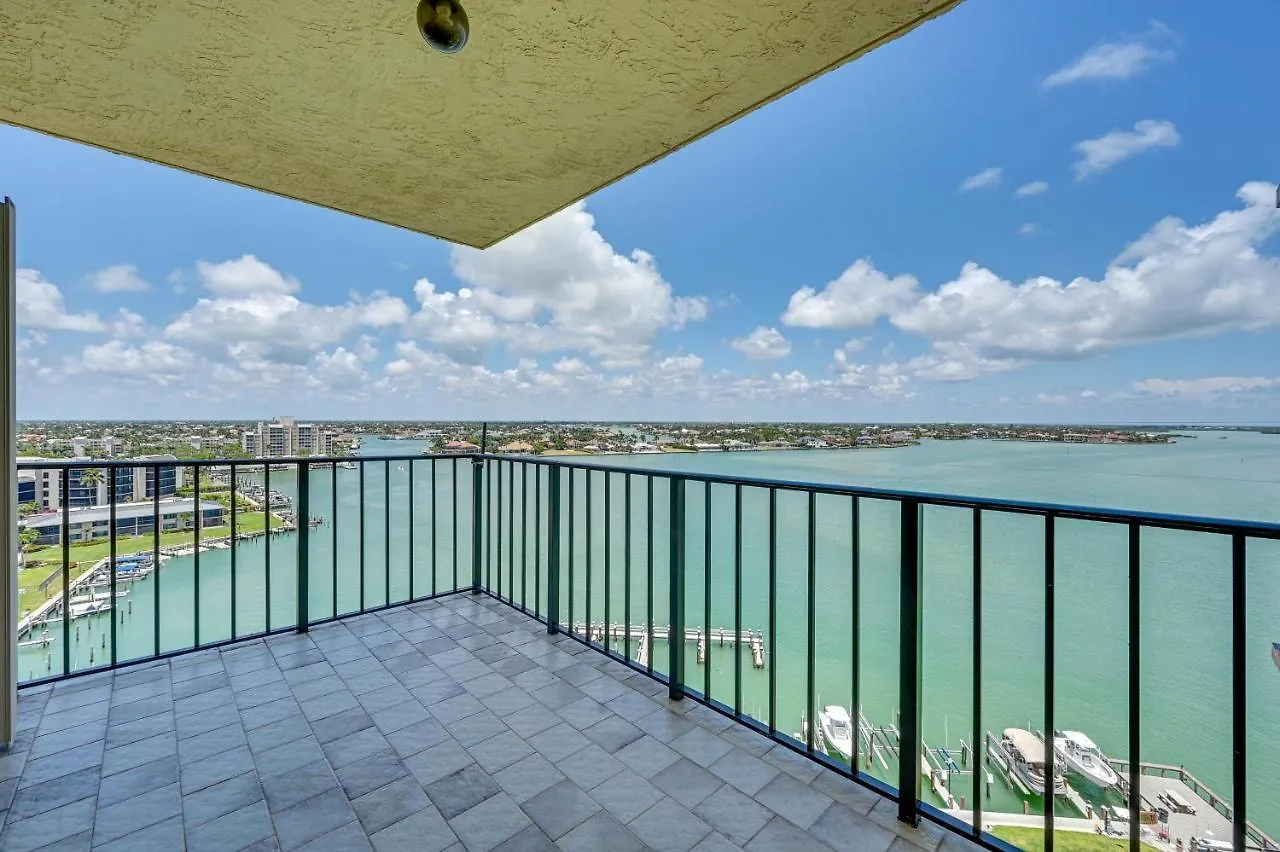 Apartment With Resort-style Amenities! *