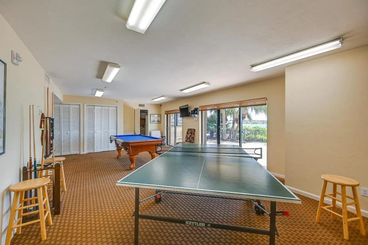 With Resort-style Amenities! Apartment *
