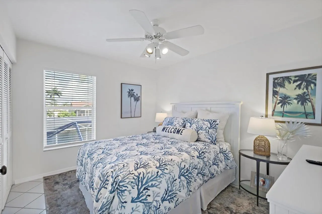 451 Pheasant Court Holiday home Marco Island