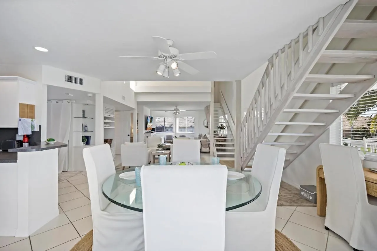 451 Pheasant Court * Marco Island
