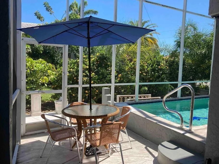Stylish & Cheerful Marco W/ Awesome Location Holiday home