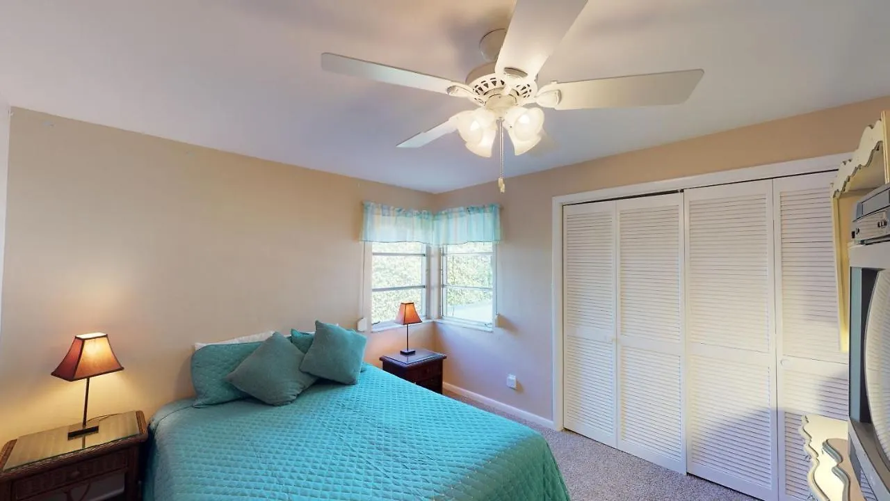 Access Point Just Around The Corner! Marco Island