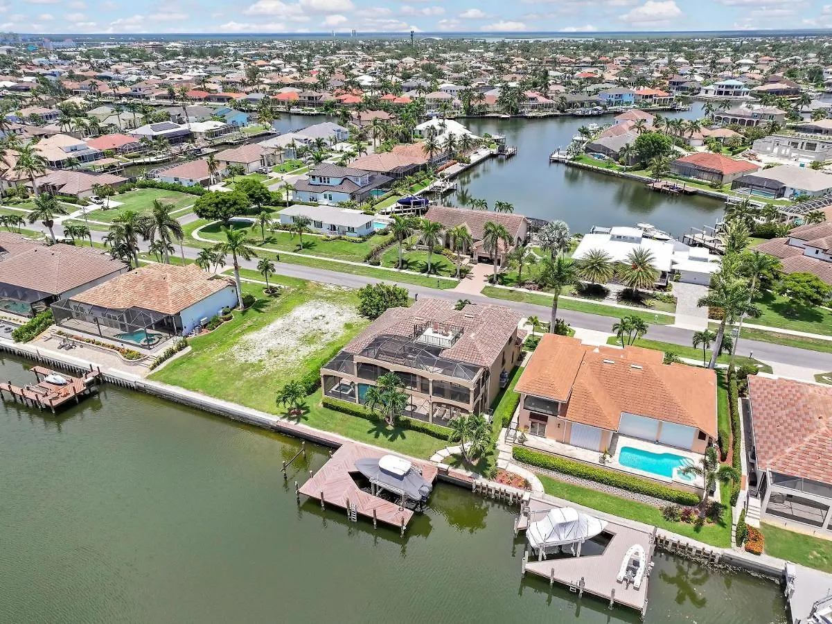 160 Copperfield Court Marco Island