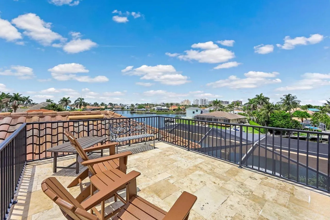 160 Copperfield Court Holiday home *
