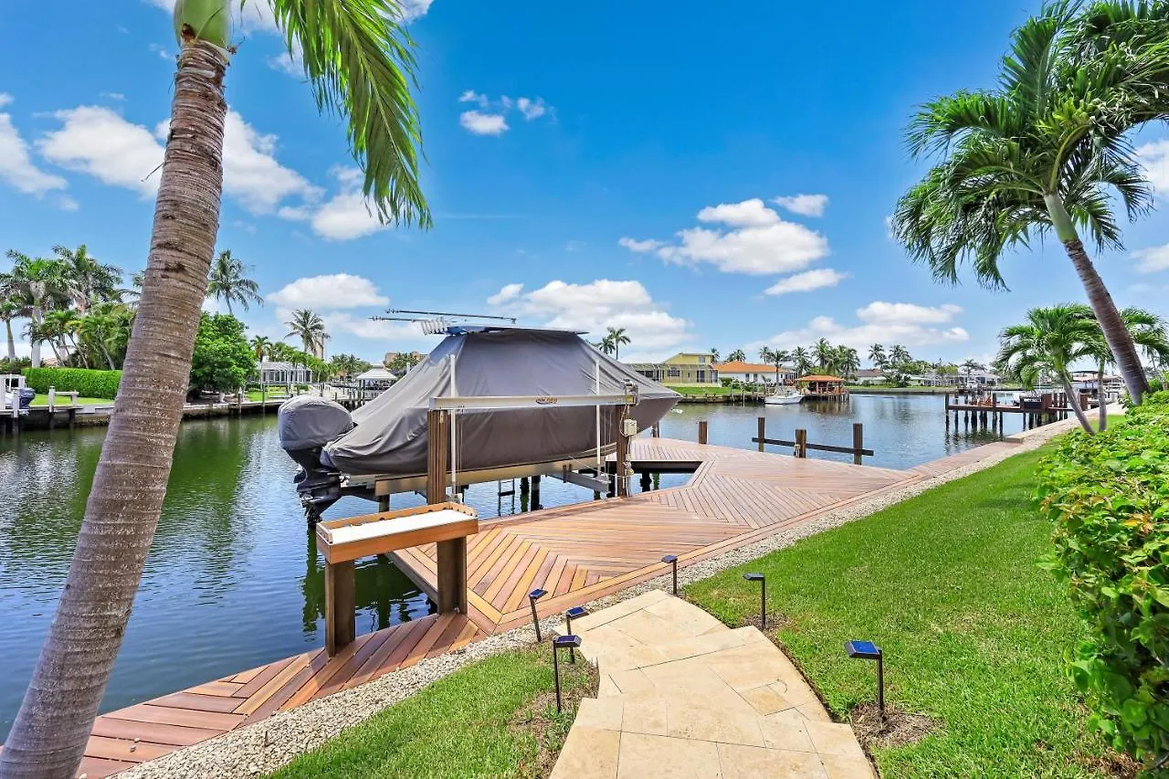 160 Copperfield Court Holiday home Marco Island
