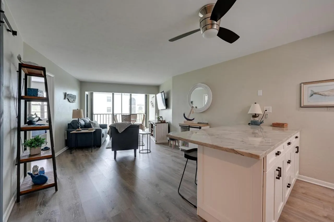 Waterfront With Pool And Hot Tub! * Marco Island