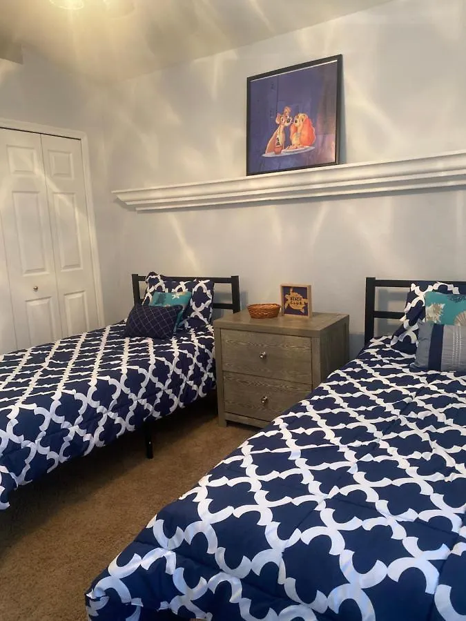 Retreat- Close To ! Holiday home *