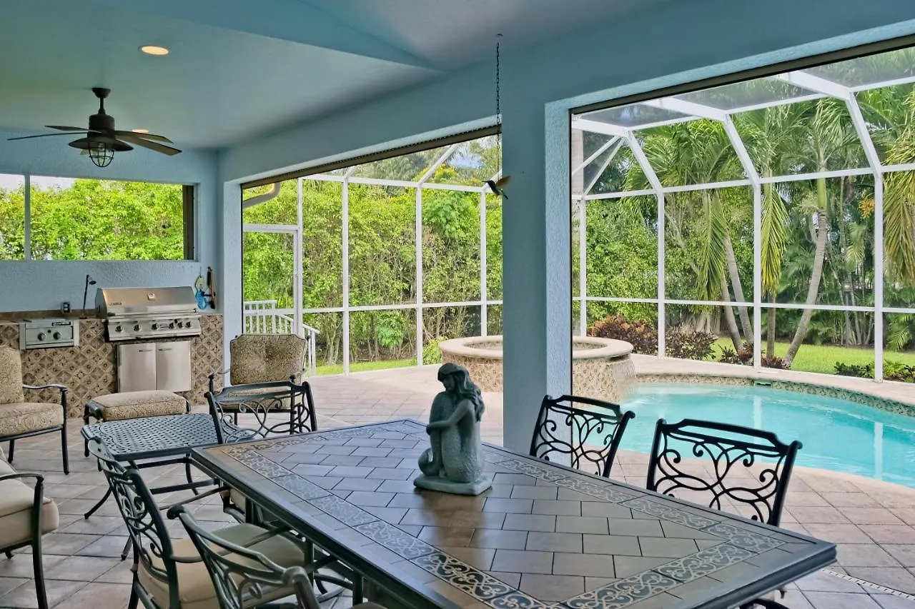 Marco Island's Gem Holiday home *