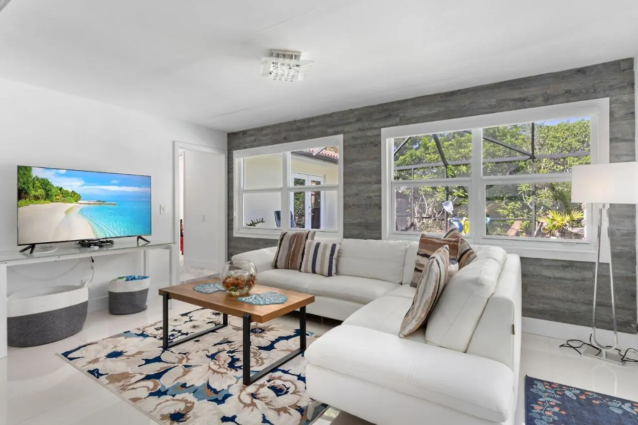 4 Bedroom Heated Pool Hot Tub Lanai Outdoor Gazebo * Marco Island