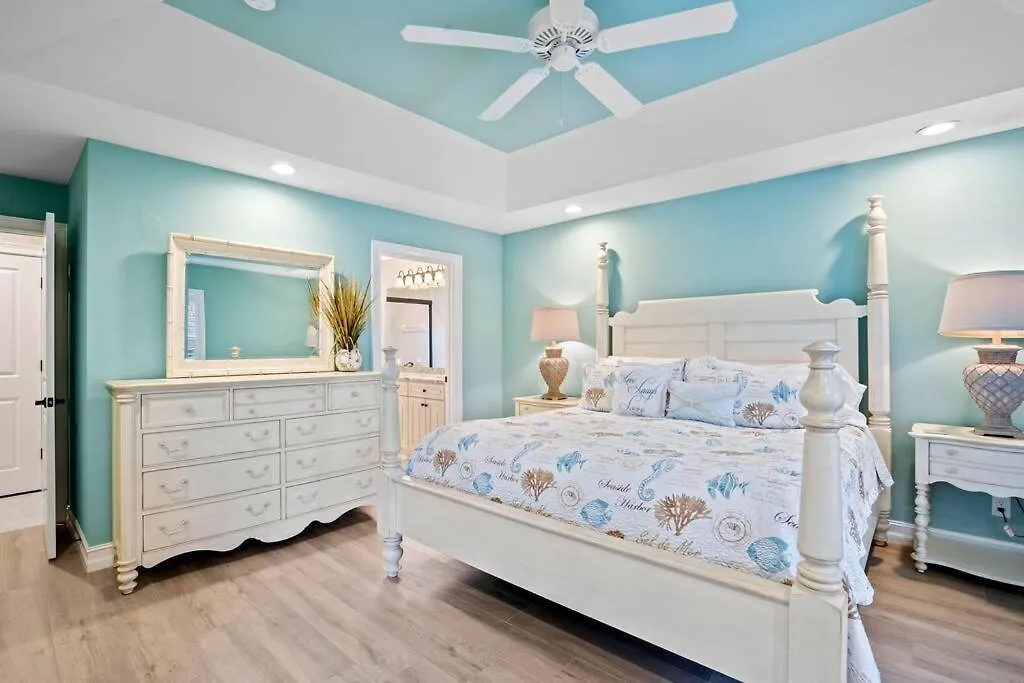 5* 3 Bedroom 3 Ba 4 Min Walk To & Jw Marriott W/heated Pool * Marco Island