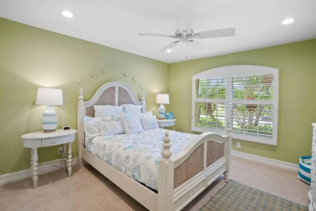 5* 3 Bedroom 3 Ba 4 Min Walk To & Jw Marriott W/heated Pool Marco Island