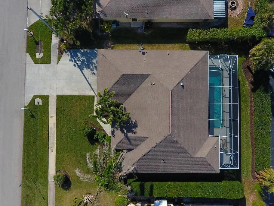 Holiday home 5* 3 Bedroom 3 Ba 4 Min Walk To & Jw Marriott W/heated Pool
