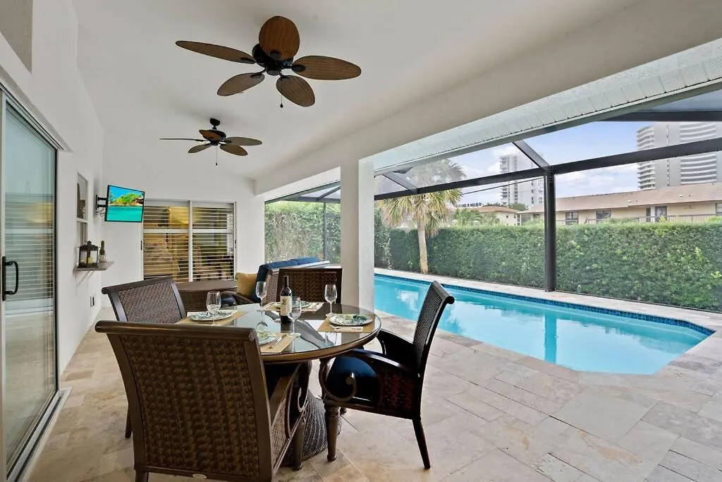 5* 3 Bedroom 3 Ba 4 Min Walk To & Jw Marriott W/heated Pool Holiday home Marco Island
