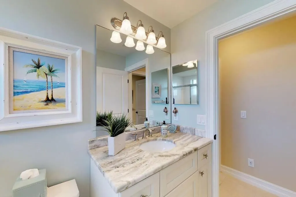 5* 3 Bedroom 3 Ba 4 Min Walk To & Jw Marriott W/heated Pool * Marco Island