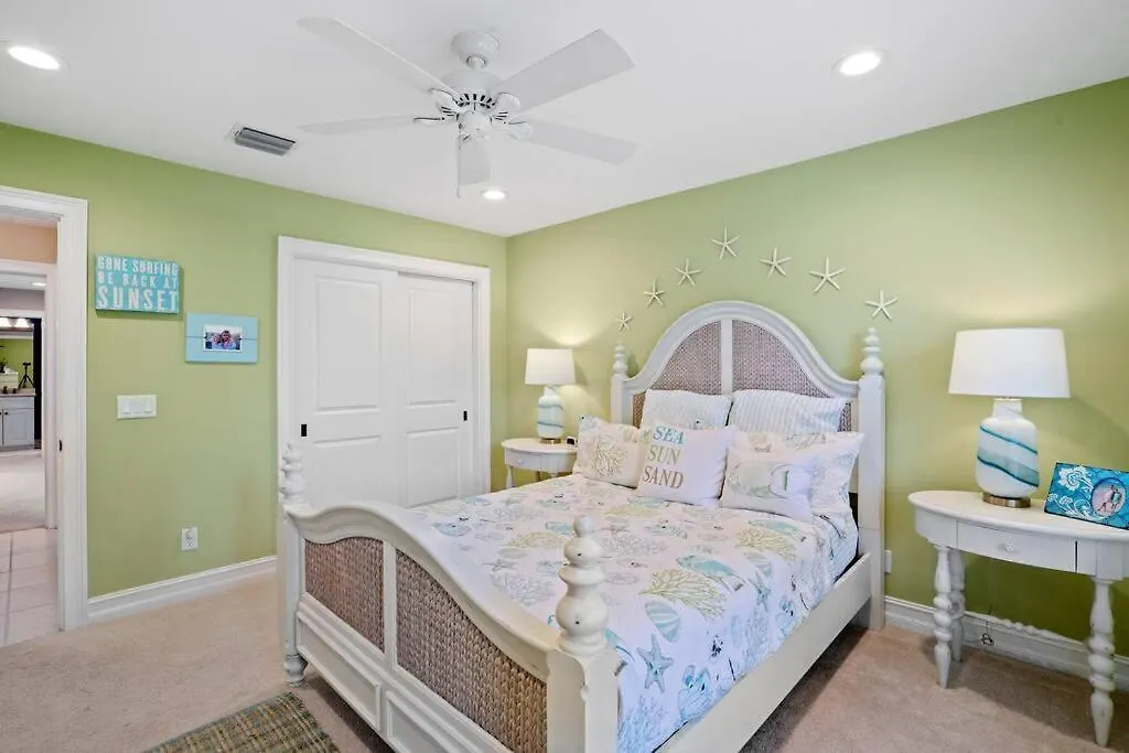 5* 3 Bedroom 3 Ba 4 Min Walk To & Jw Marriott W/heated Pool * Marco Island