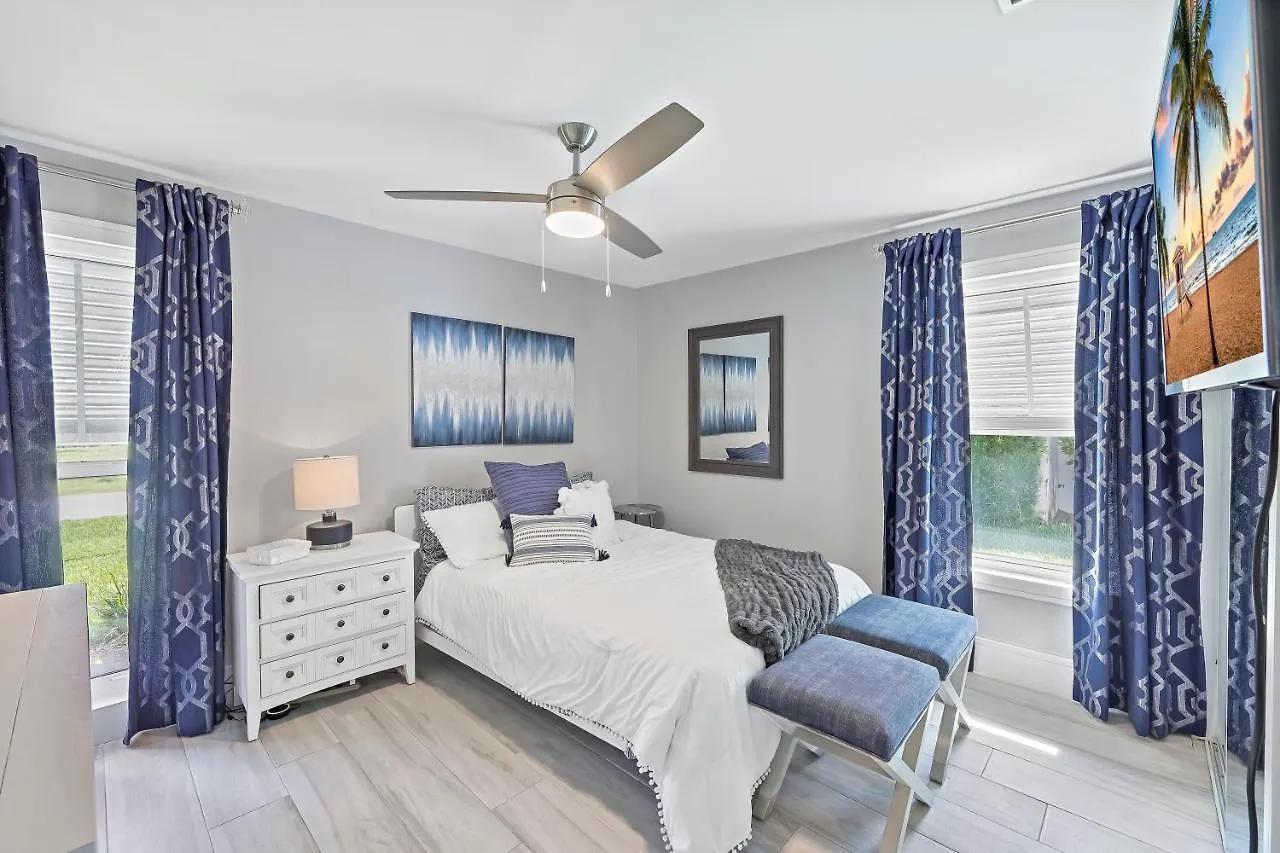 1135 Shenandoah Court Holiday home