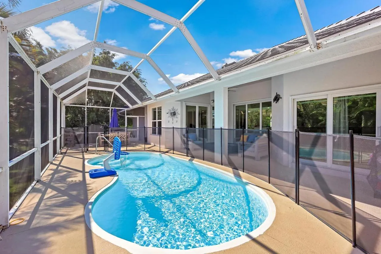 419 Richards Court * Marco Island