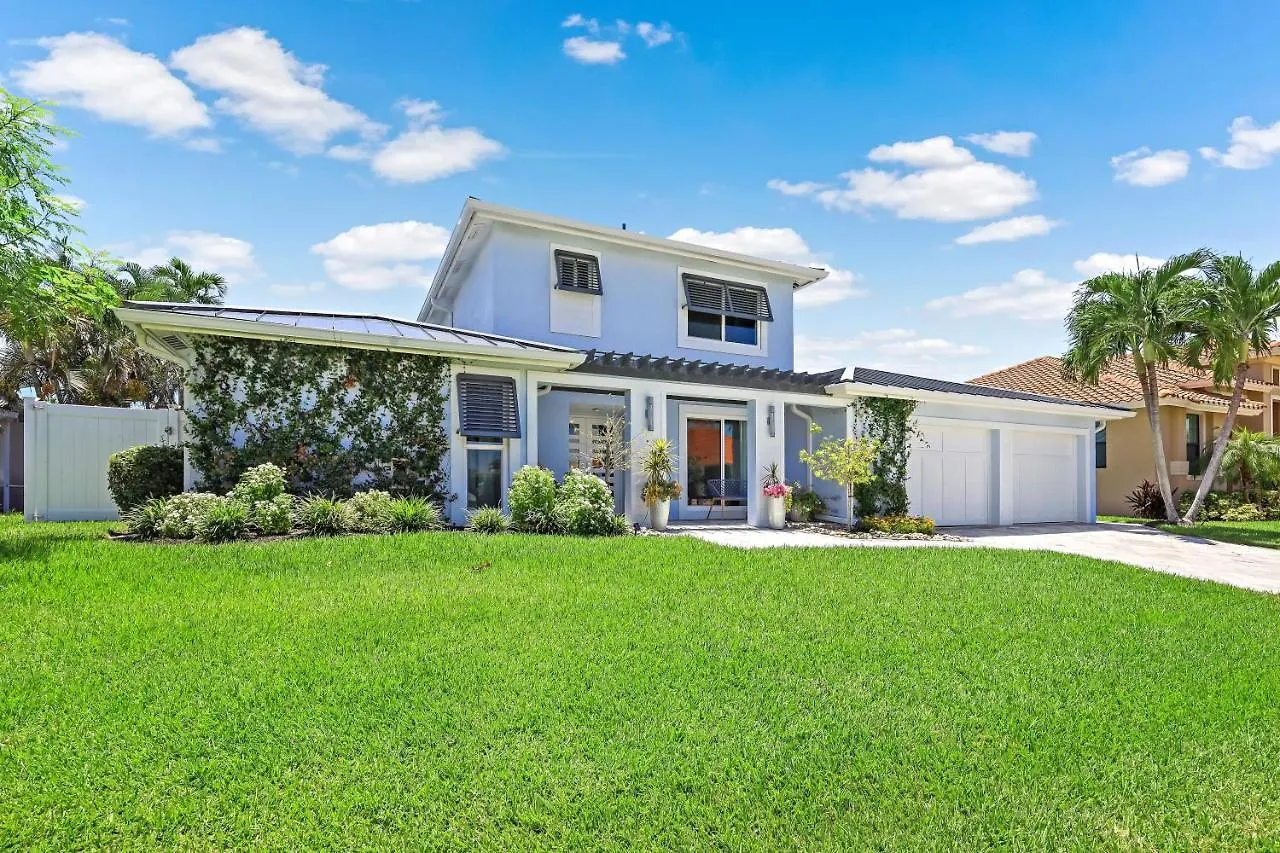 1135 Shenandoah Court Holiday home Marco Island