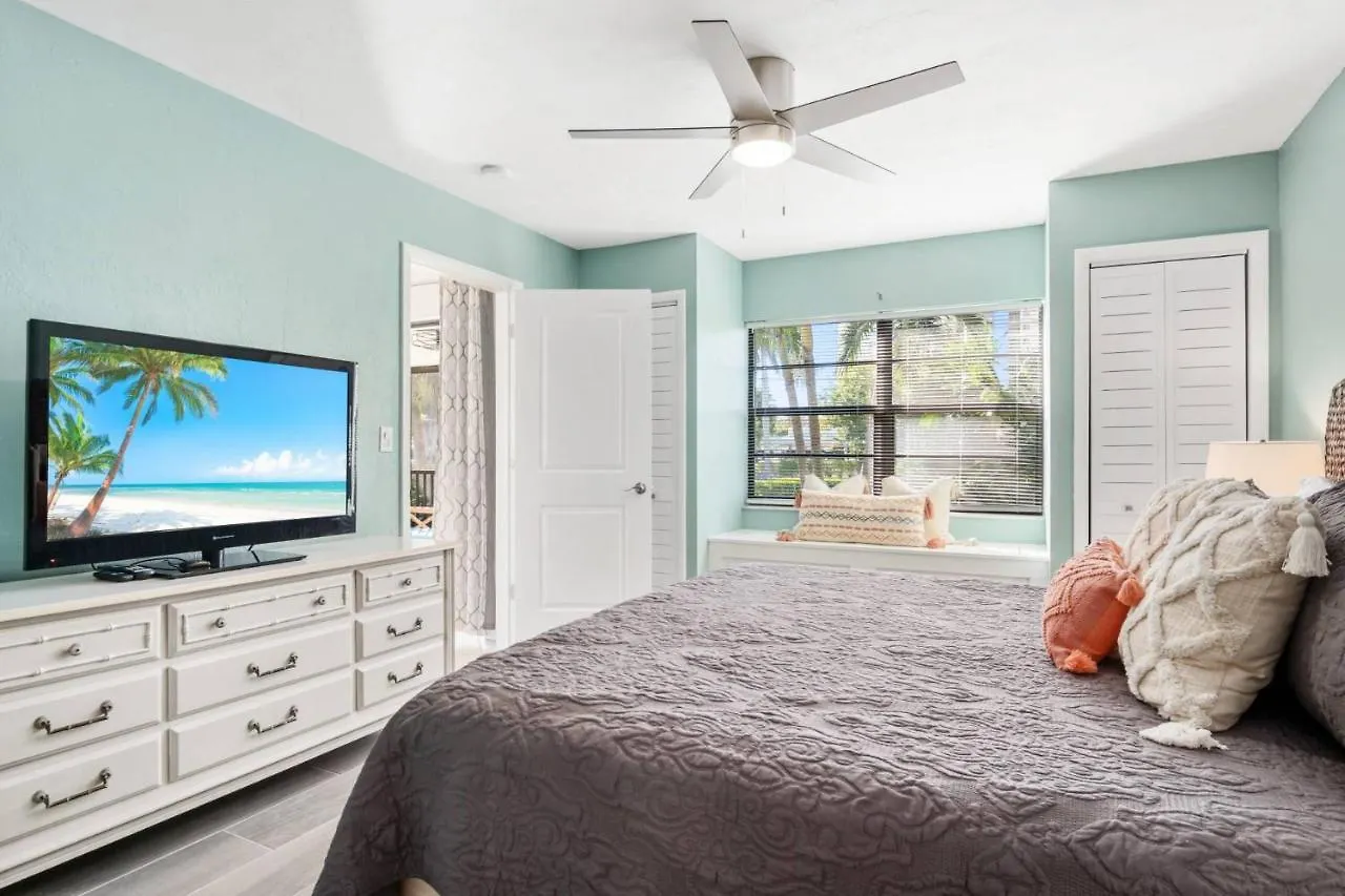 Seaview #104 Holiday home