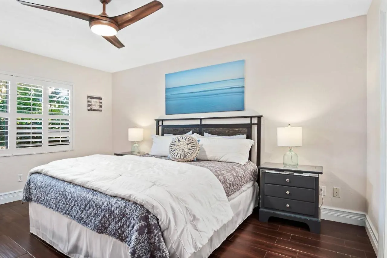Seaview #107 Holiday home