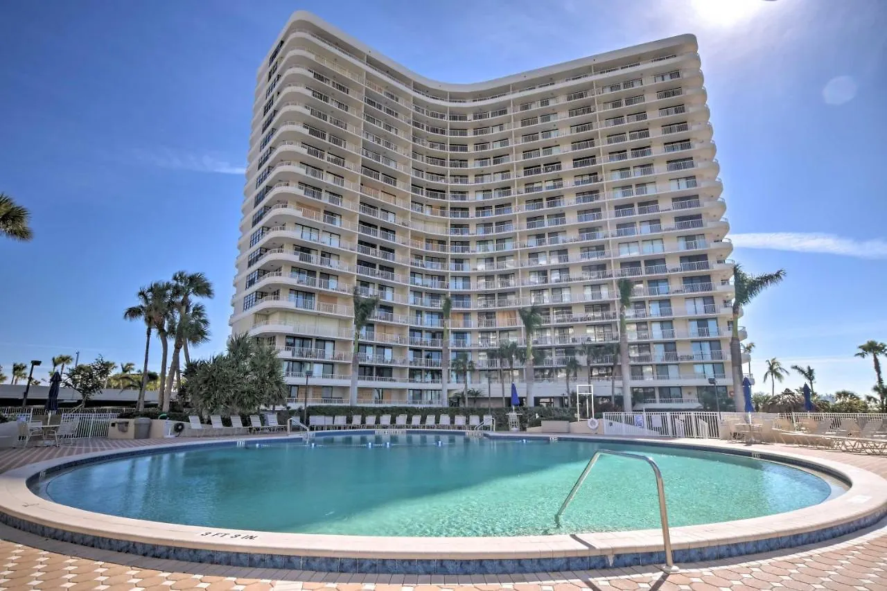 Beachfront With Pool Access! Marco Island