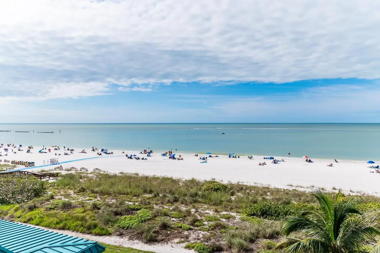 Your Vitamin Sea I Beachfront 3 Bed Holiday home *