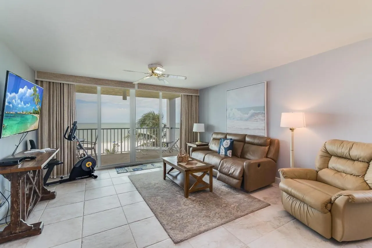 Your Vitamin Sea I Beachfront 3 Bed Marco Island