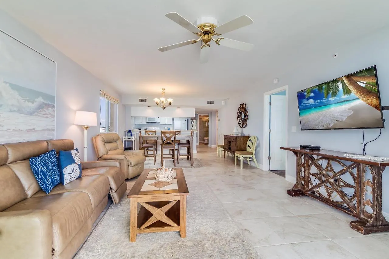 Your Vitamin Sea I Beachfront 3 Bed *