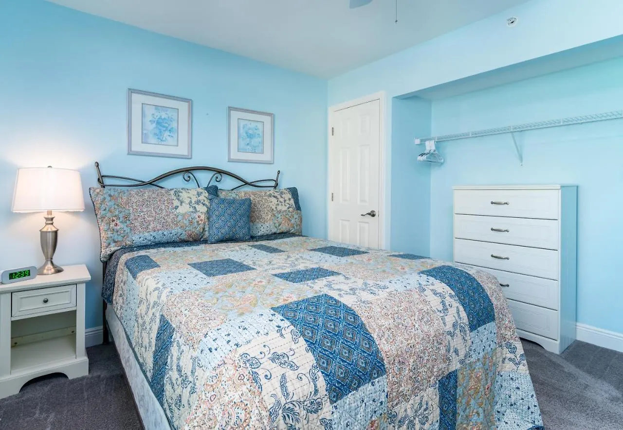Your Vitamin Sea I Beachfront 3 Bed