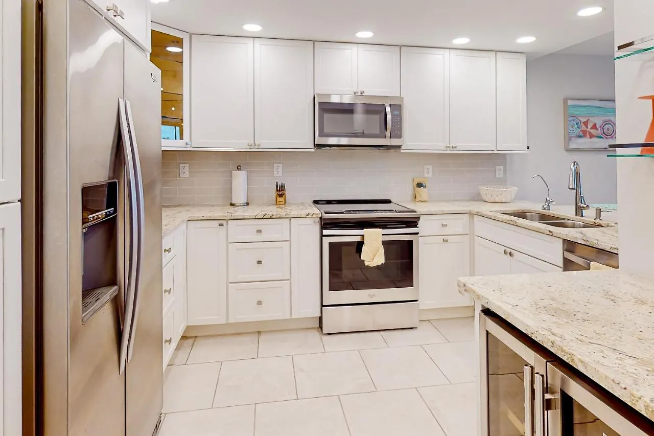 South Seas C-311 Apartment