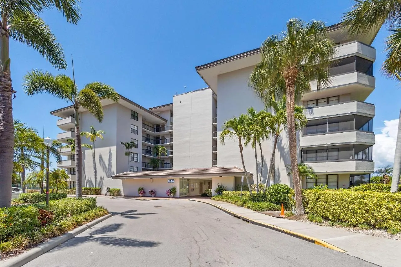 South Seas C-311 * Marco Island