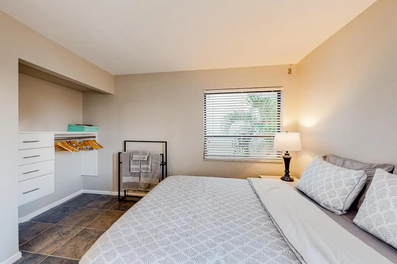 Apartment South *