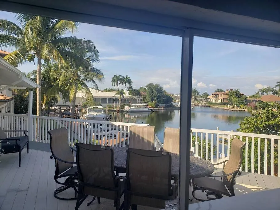 Private, Peaceful, Waterfront Home. Pets/boats Ok