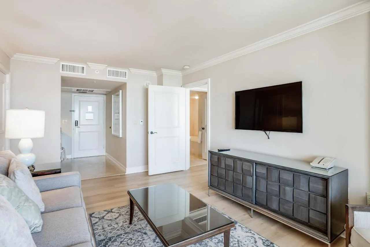 Marco Beach Ocean 1102 Apartment *