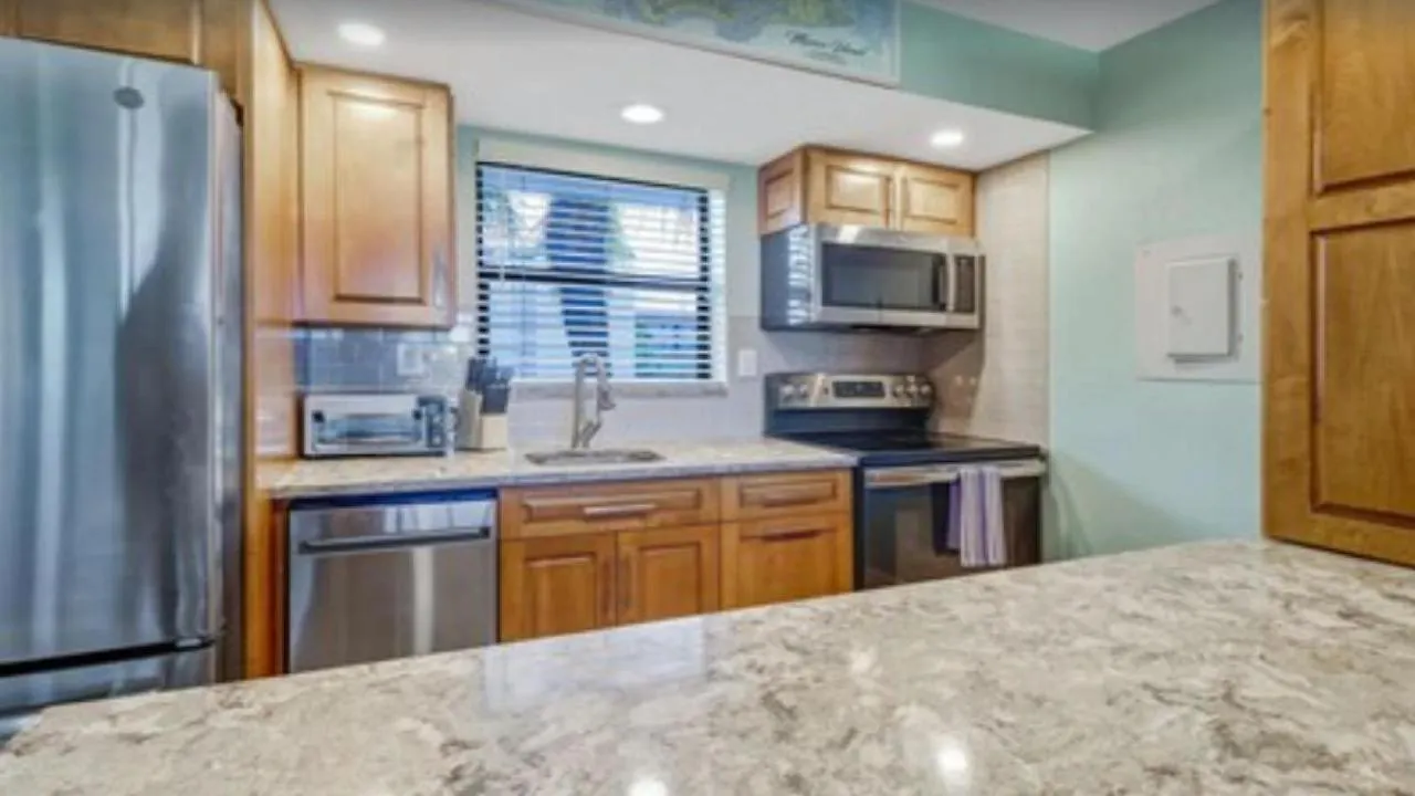Holiday home Cozy 1 Bedroom With Pool Access