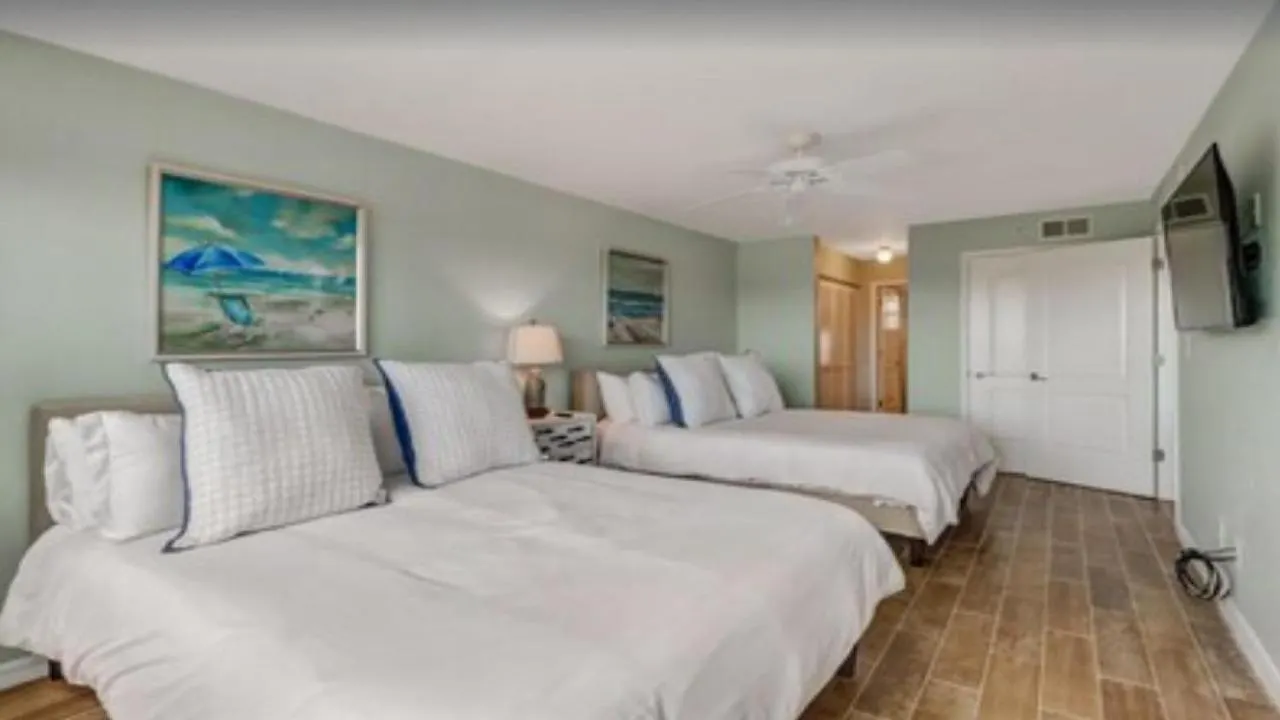 Cozy 1 Bedroom With Pool Access Marco Island