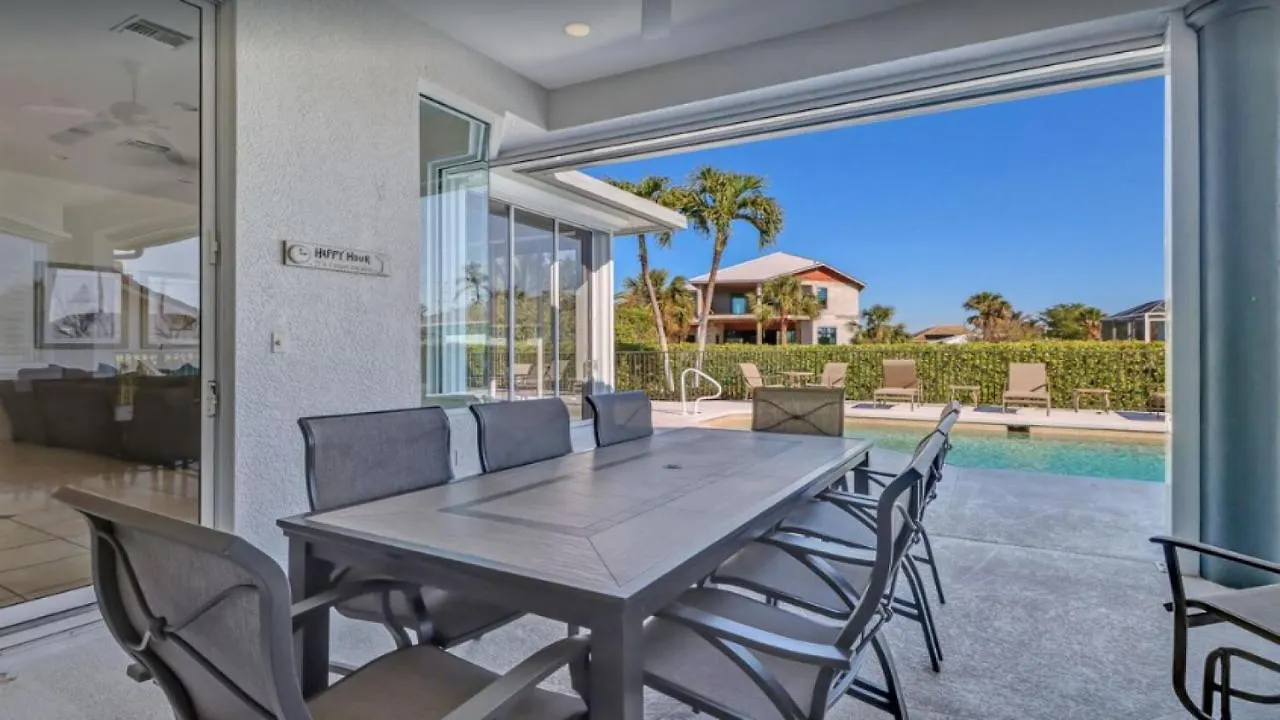 Stunning 4br W Private Pool Holiday home Marco Island