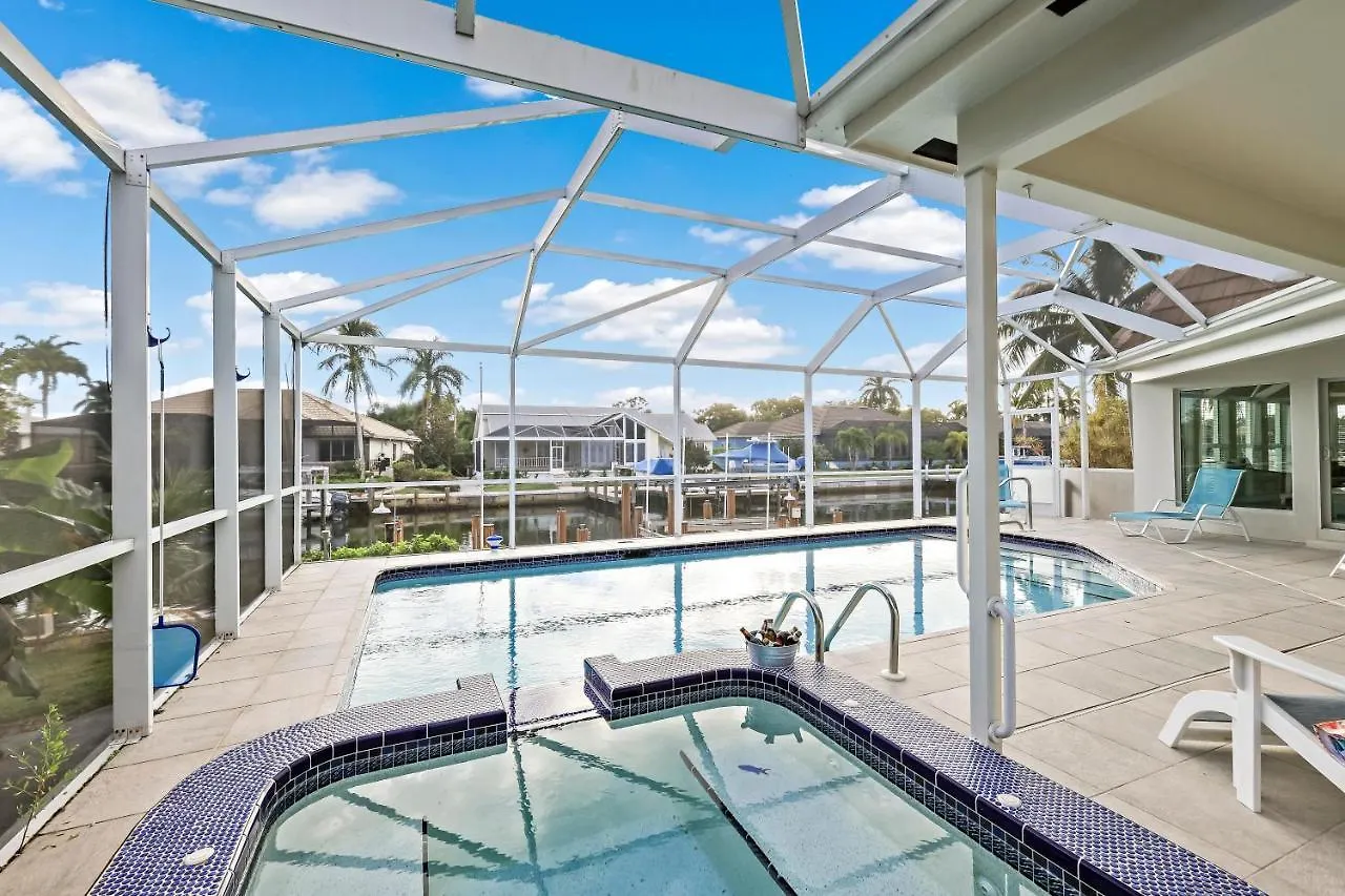 482 North Barfield Drive Holiday home Marco Island