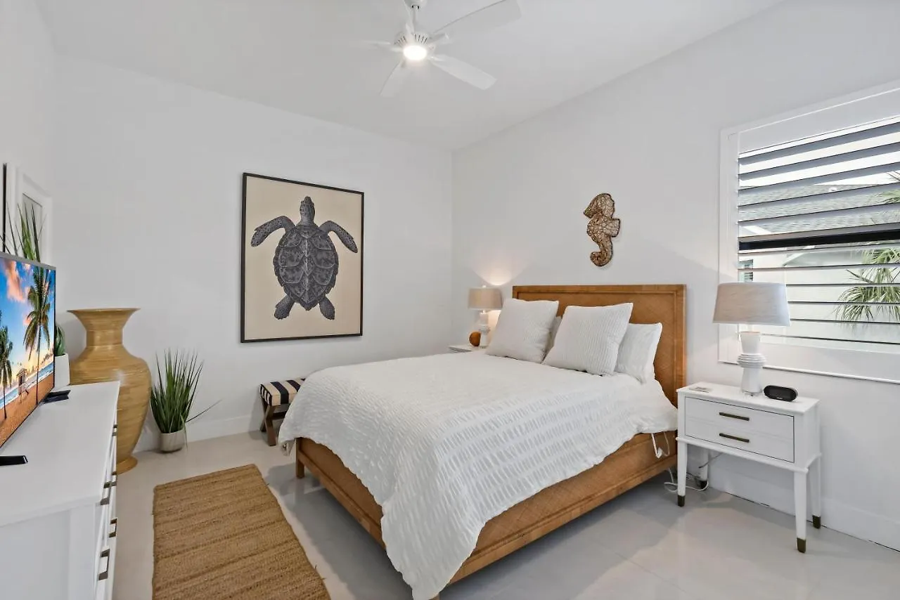 Holiday home 1889 North Bahama Avenue Marco Island