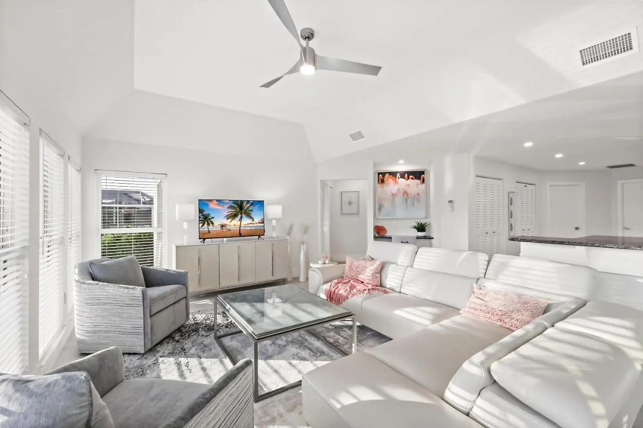 482 North Barfield Drive * Marco Island
