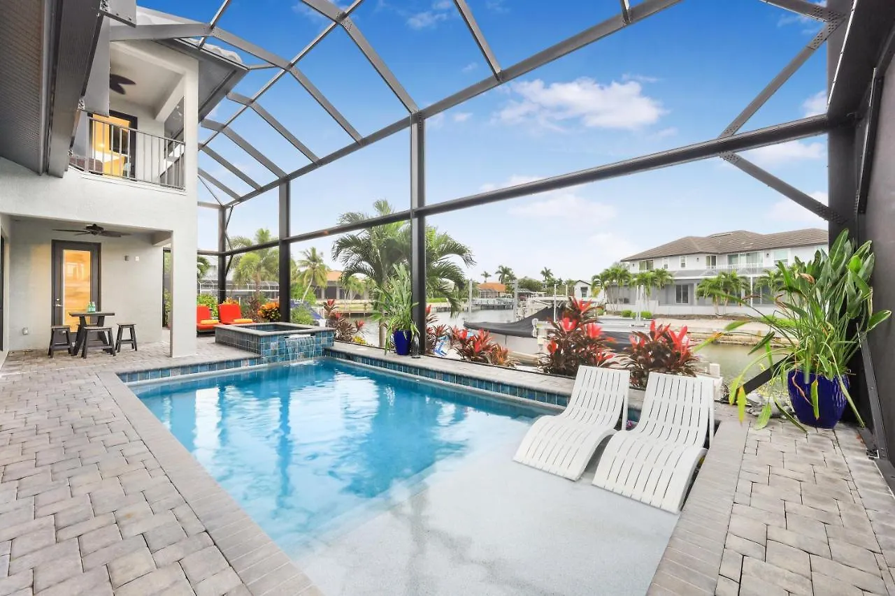 Holiday home 673 Spinnaker Drive